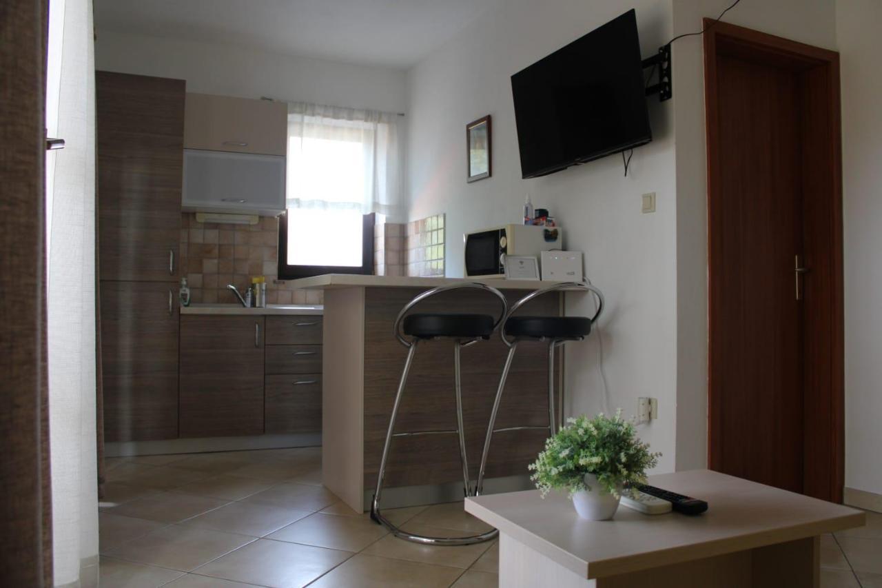 Apartman Stefanija Selce Exterior photo