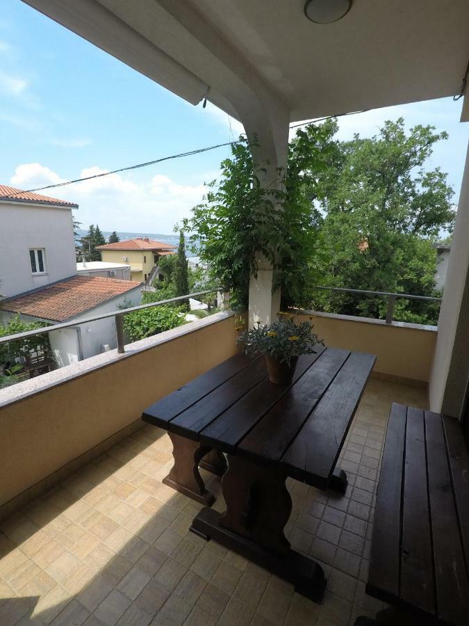 Apartman Stefanija Selce Exterior photo